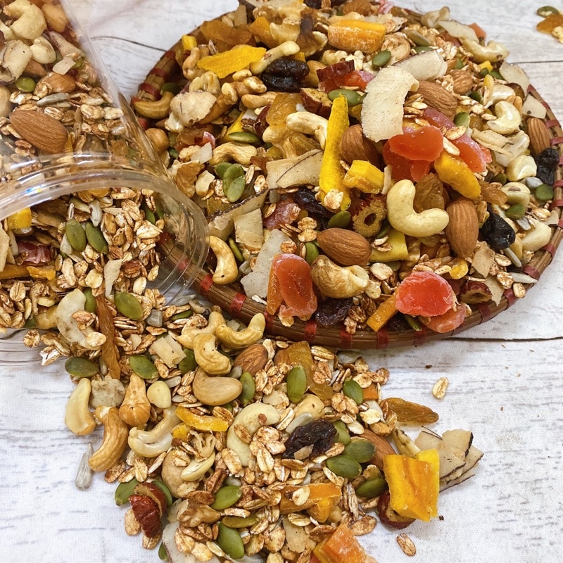 500G Ngũ cốc ăn kiêng Granola vị mật ong, trà xanh, cacao