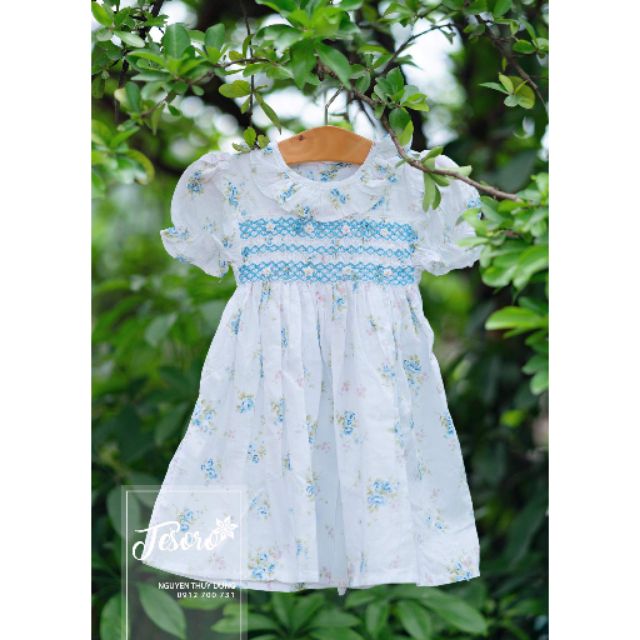 Váy smock hoa