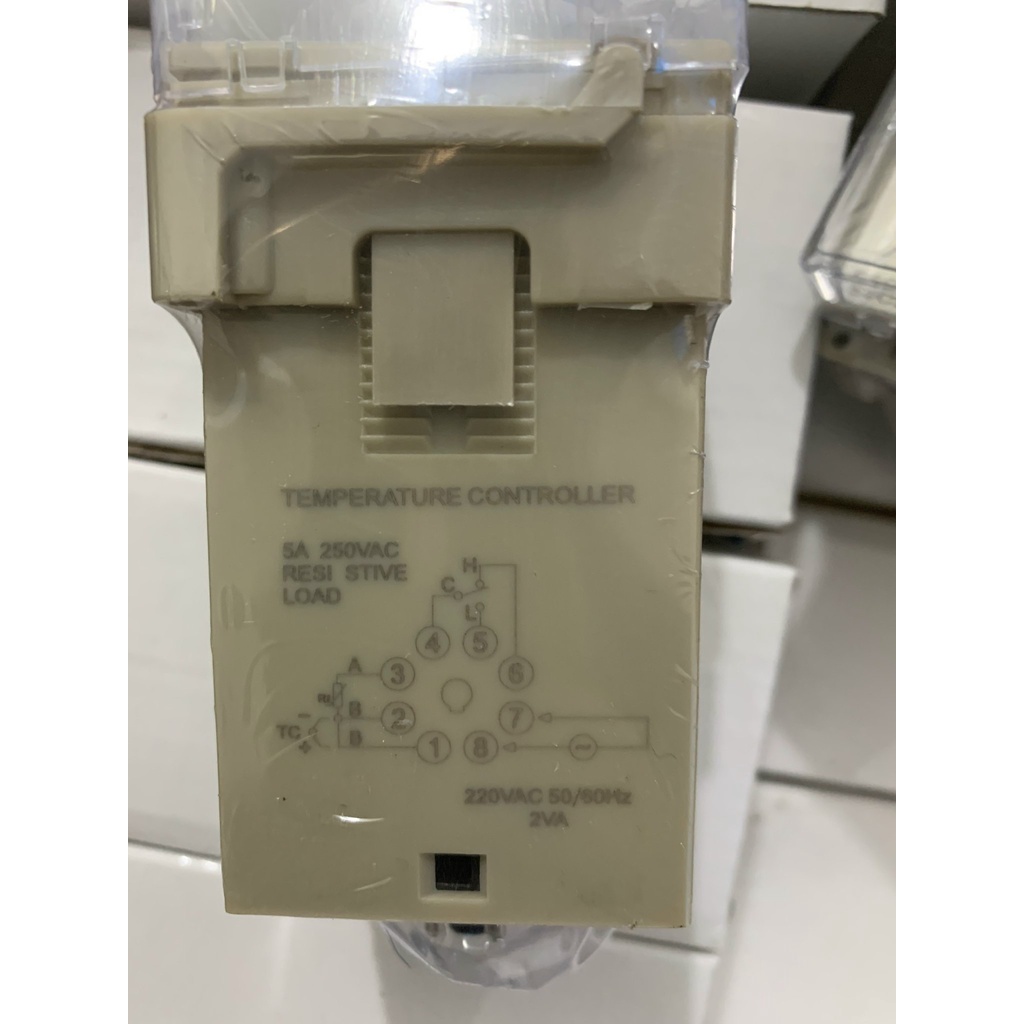 Bộ điều khiển nhiệt độ E5C2 can K kèm đế
