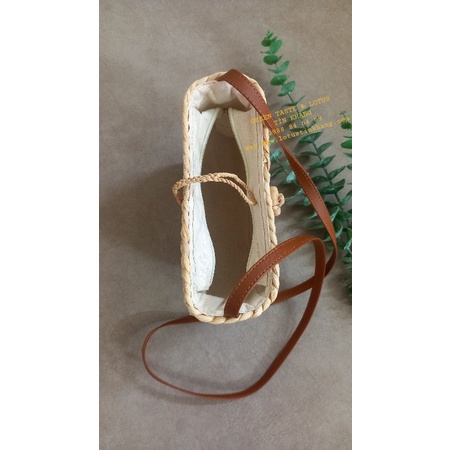 Túi Cói, Túi Xách Lục Bình Quai Đeo Simili Nút Cài Xinh Xắn - Giỏ Lục Bình TXLBQSNTXLTK09