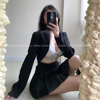 Jacket đen - váy xếp li đen - bra ren phối nút ( bán tách set)