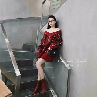 Áo len cổ tim kẻ đỏ cực hot