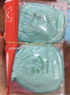Combo 1 cặp bao tay, bao chân sơ sinh cho bé