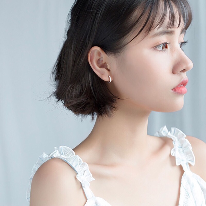 Khuyên tai đá tròn cực xinh- chuẩn bạc ta