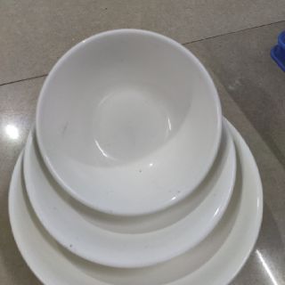 Tô sứ trắng loe