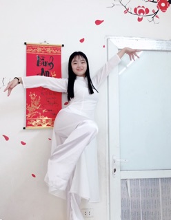 Áo dài trơn 4 tà