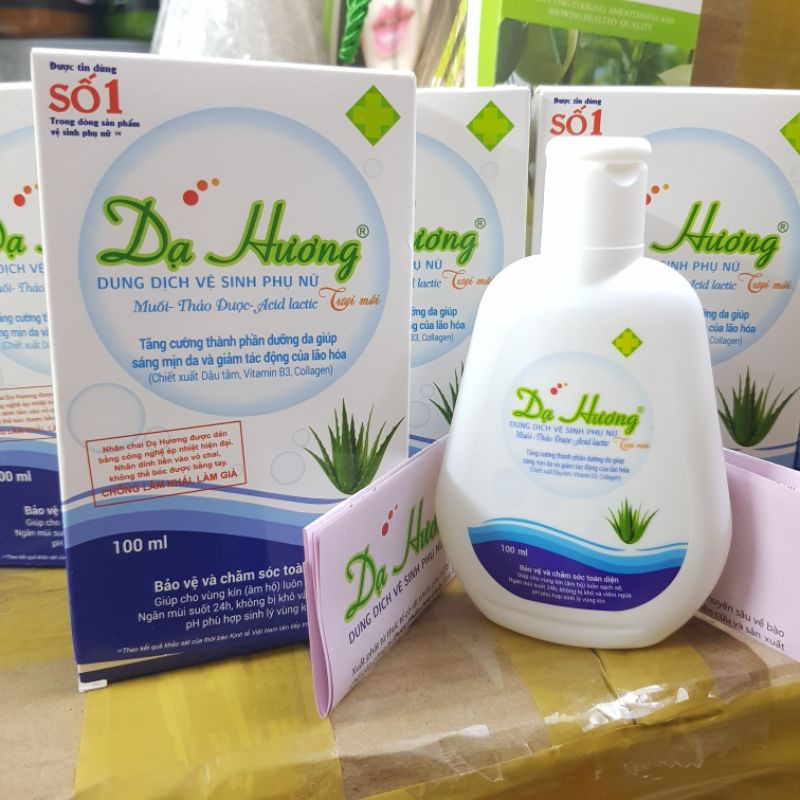 Dung dịch vệ sinh phụ nữ Dạ Hương Lavender chai 100ml