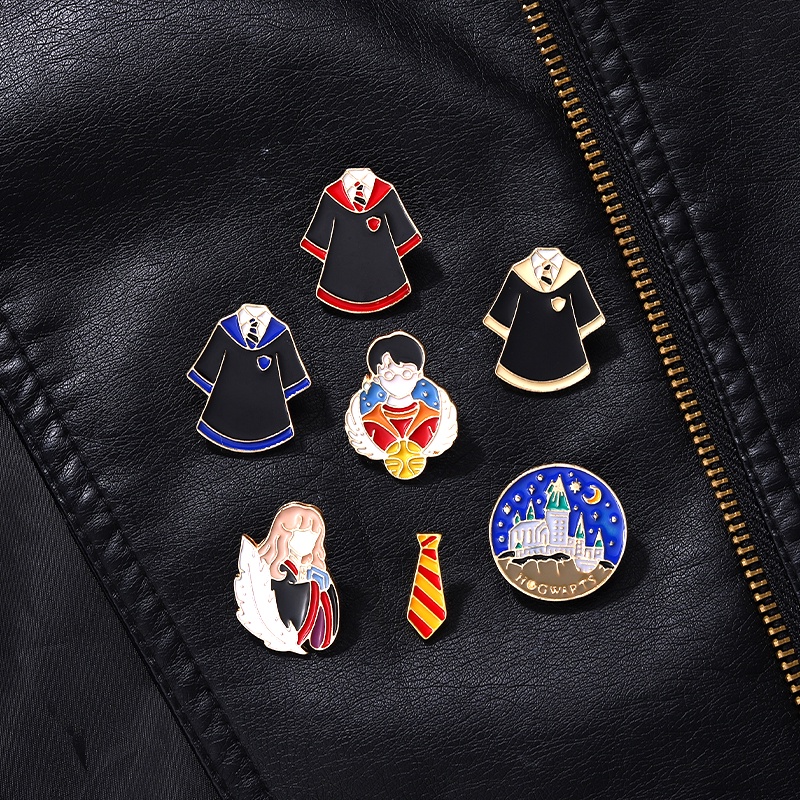 Huy hiệu cài áo QIHE JEWELRY họa tiết phim hoạt hình Harry Potter phụ kiện quần áo/ quà tặng cho bạn bè