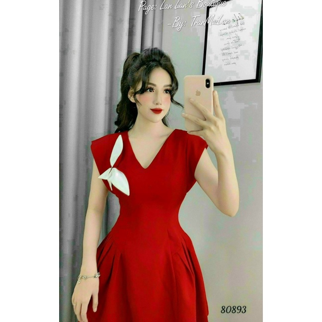 ĐẦM KIỂU NỮ CỔ TIN CHÂN VÁY XẾP LY SANG CHẢNH TINH TẾ CHO CÁC CHỊ EM