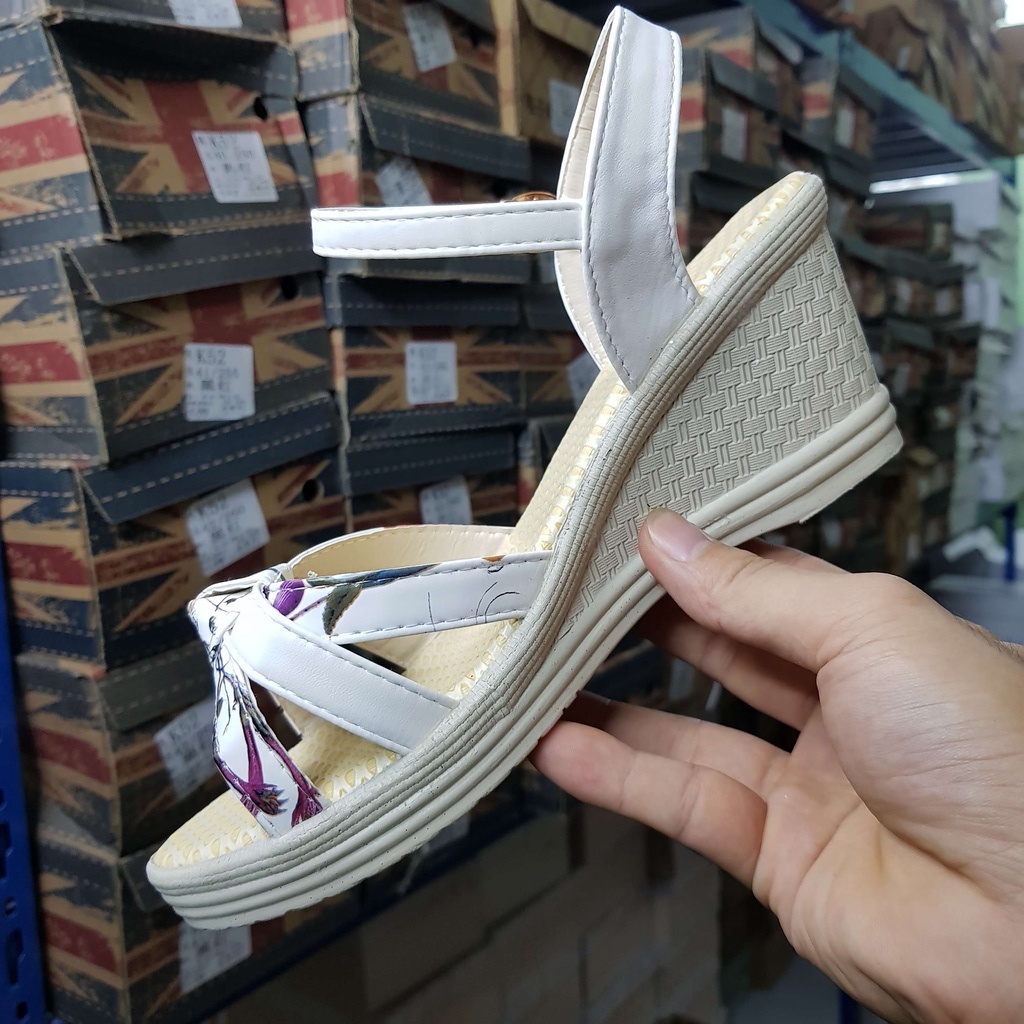 Giày sandal đế độn pha màu 128