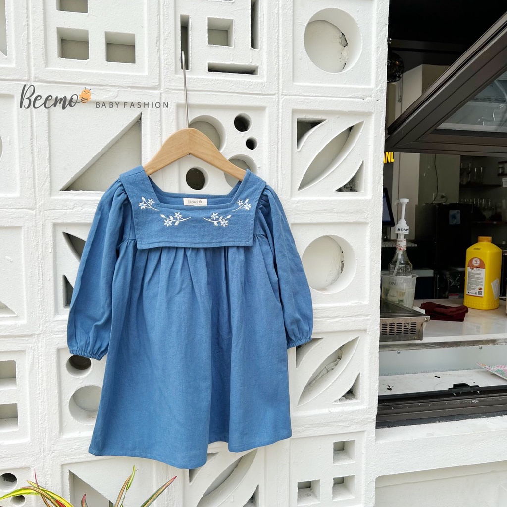 Váy đầm babydoll Beemo cho bé gái vải đũi thêu yếm ngực từ 1 đến 6 tuổi - 22182VHD