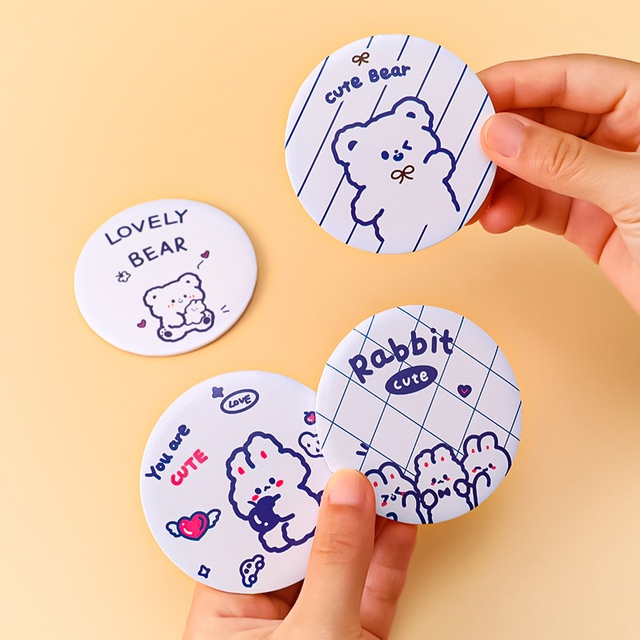 Gương trang điểm bỏ túi hình tròn họa tiết hoạt hình đáng yêu tiện lợi