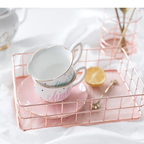 Khay ống đựng cọ giỏ kim loại đáy lưới màu Gold, Rosegold để mỹ phẩm, văn phòng phẩm