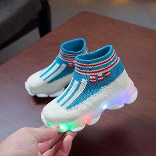 Giày Sneaker đế chống trượt cho bé