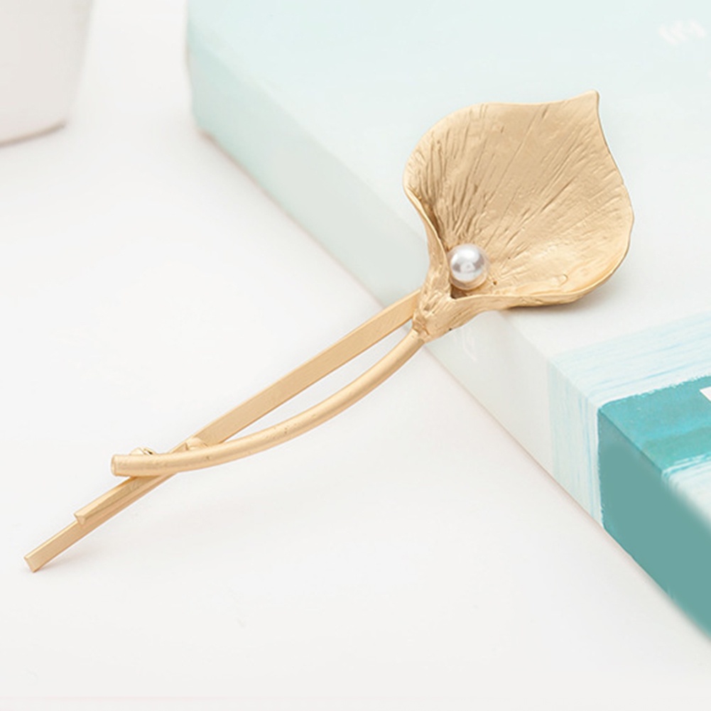 Kẹp tóc đính hoa và ngọc trai giả thanh lịch dành cho nữ