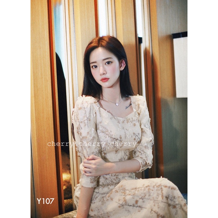 Váy hoa nổi tiểu thư sang trọng tôn giáng