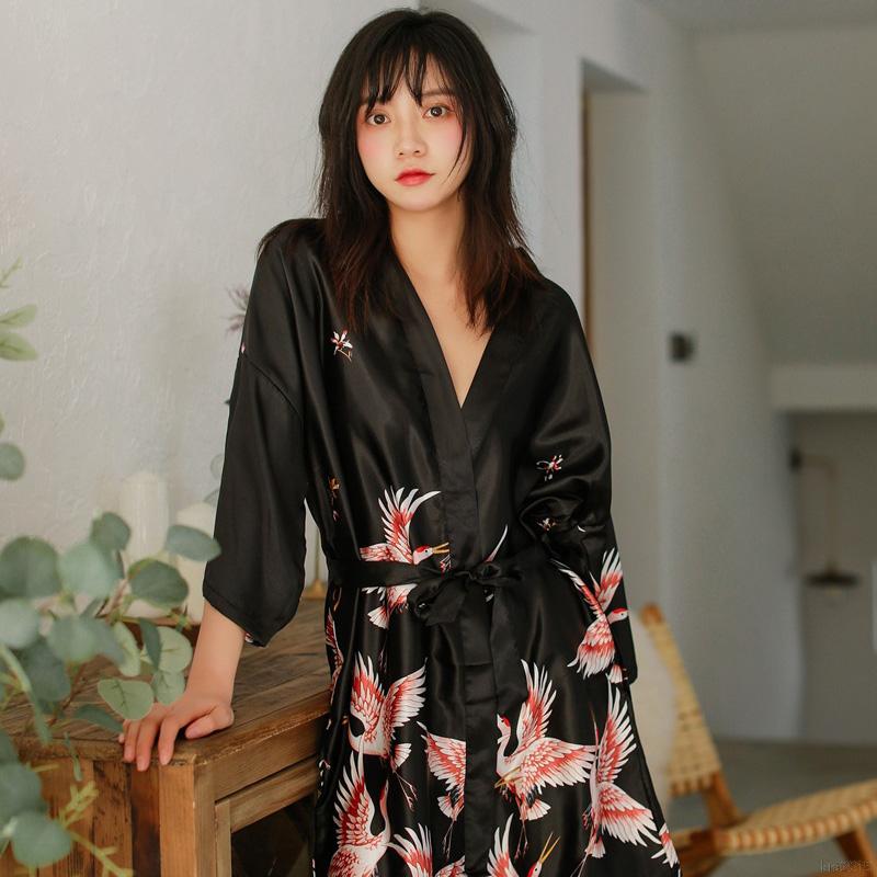 Áo Choàng Ngủ Vải Lụa In Họa Tiết Chim Hạc Gợi Cảm Cho Nữ | BigBuy360 - bigbuy360.vn