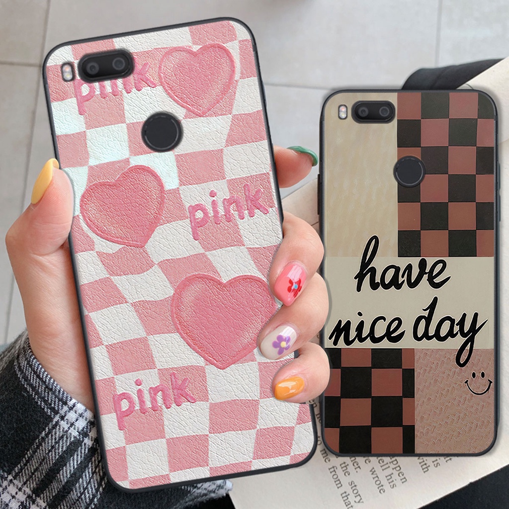 Ốp Xiaomi Mi A1 caro trái tim cá tính, thời trang siêu đẹp, siêu phong cách