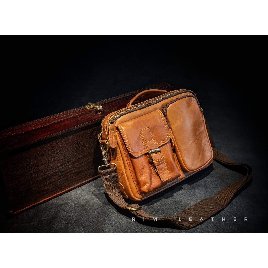 Túi Đeo Chéo Da Bò Pullup Khóa Zip Cá Tính Độc Đáo