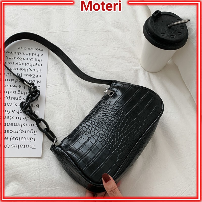 Túi xách nữ đeo vai quai xích thời trang MOTERI