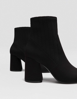 BOOTS STRADIVARIUS AUTHENTIC