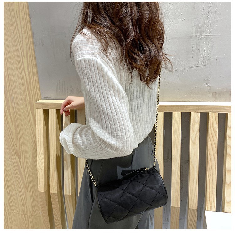 Túi xách nữ đeo chéo hình trống vải dù chống thấm nước DC05 túi đeo chéo -Chip Xinh Boutique | BigBuy360 - bigbuy360.vn