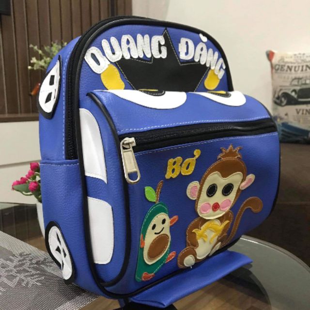 Balo mang tên bé