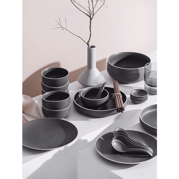 Bộ bát đĩa xám men mờ viền trắng phong cách Bắc Âu