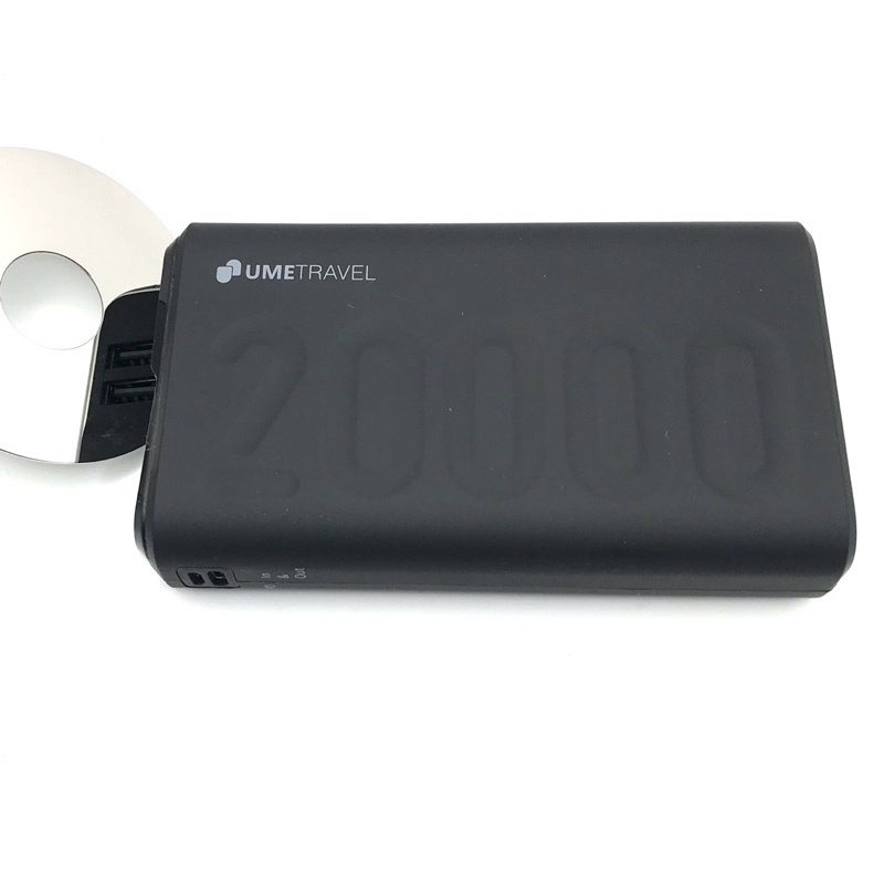 Sạc Dự Phòng QuickCharge 3.0 UMetravel Trip20000 Dung lượng 20.000mAh xả kho hàng trưng bày nobox có tặng cáp ảnh thật