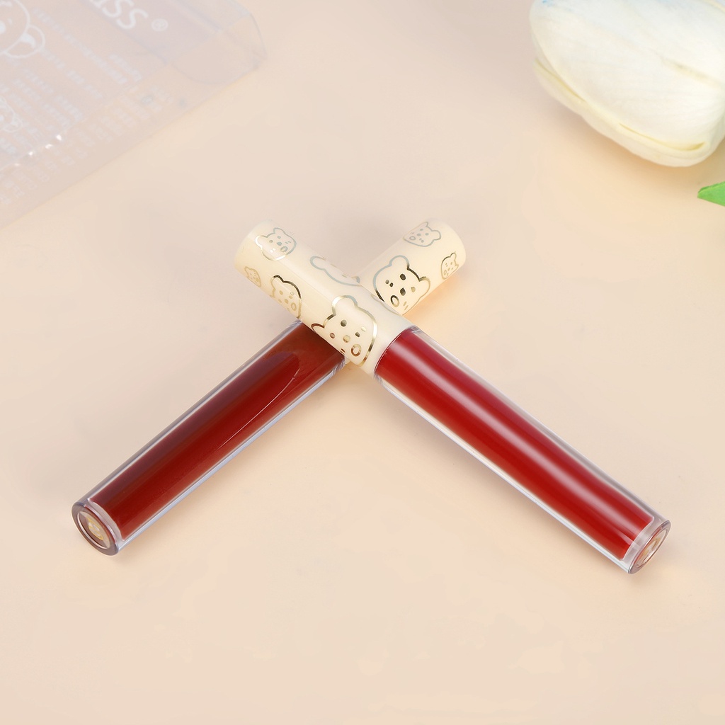 Set 4 Son Kem NYXKISS 4 Màu Mượt Mà Dưỡng Ẩm Chống Dính Cốc Cho Nữ