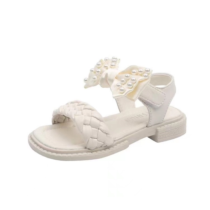 Giày sandal bé gái mã 618