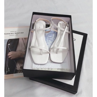 Sandal xỏ dây mảnh xéo (hàng đẹp) ( đặt lên 1 sz)