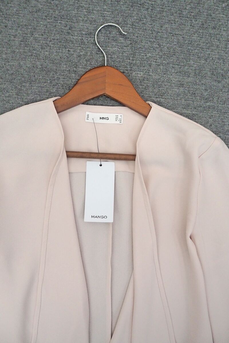 Áo khoác nhẹ, không nút, tay dài MNG | BigBuy360 - bigbuy360.vn