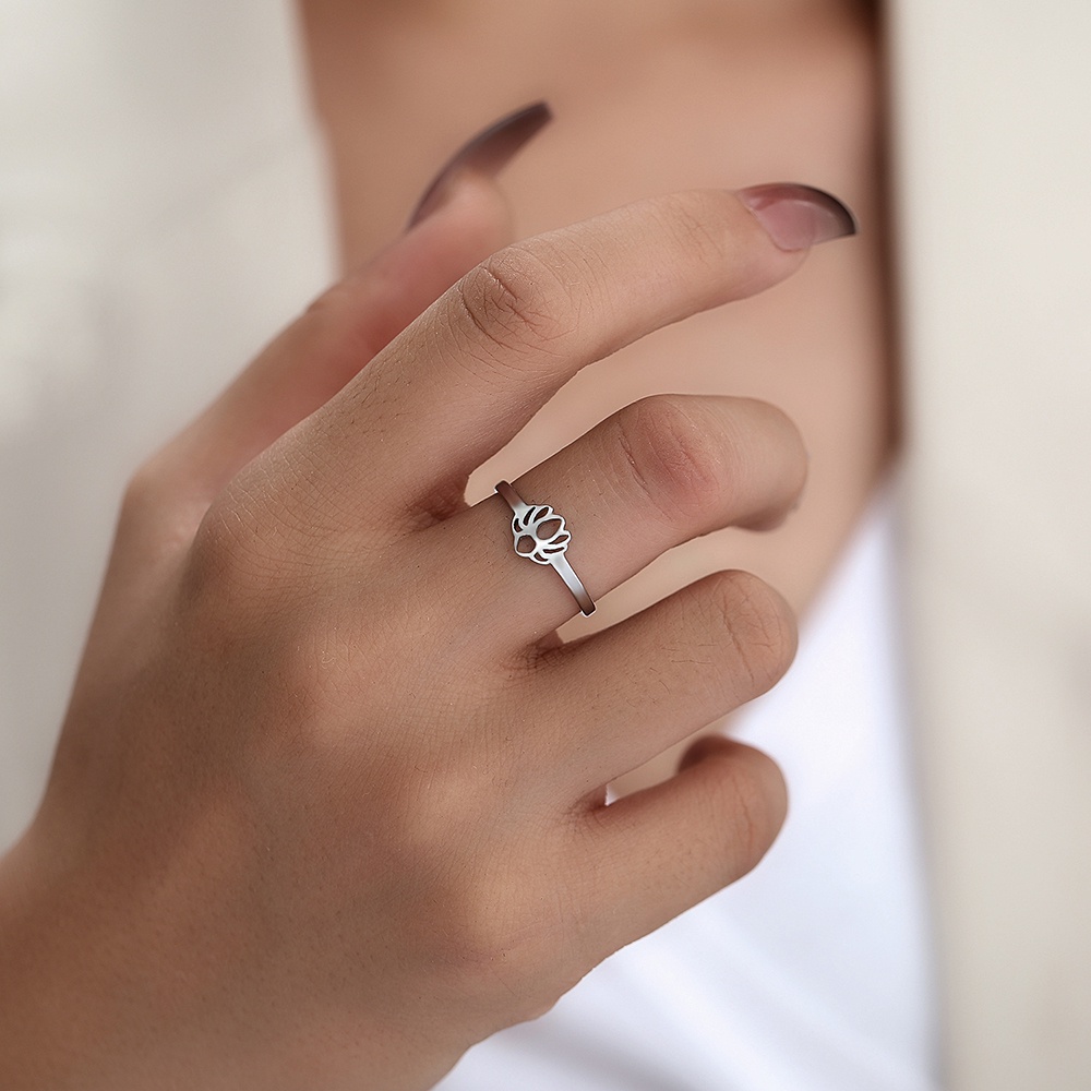 Nhẫn Thép Không Gỉ Hình Hoa Sen Phong Cách Vintage Thời Trang Cho Nữ