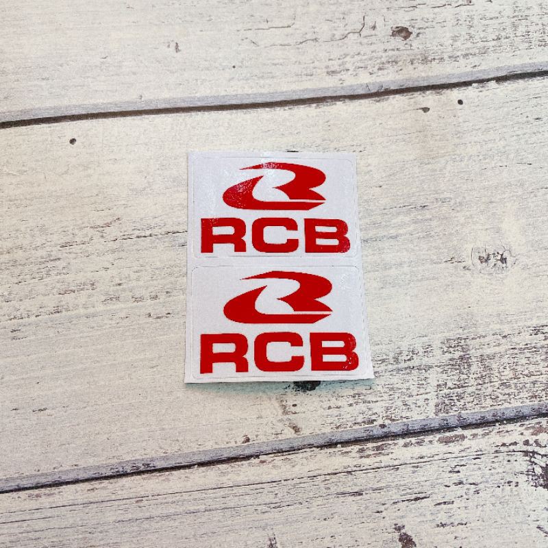 Tem bộ đủ kiểu mẫu racing boy