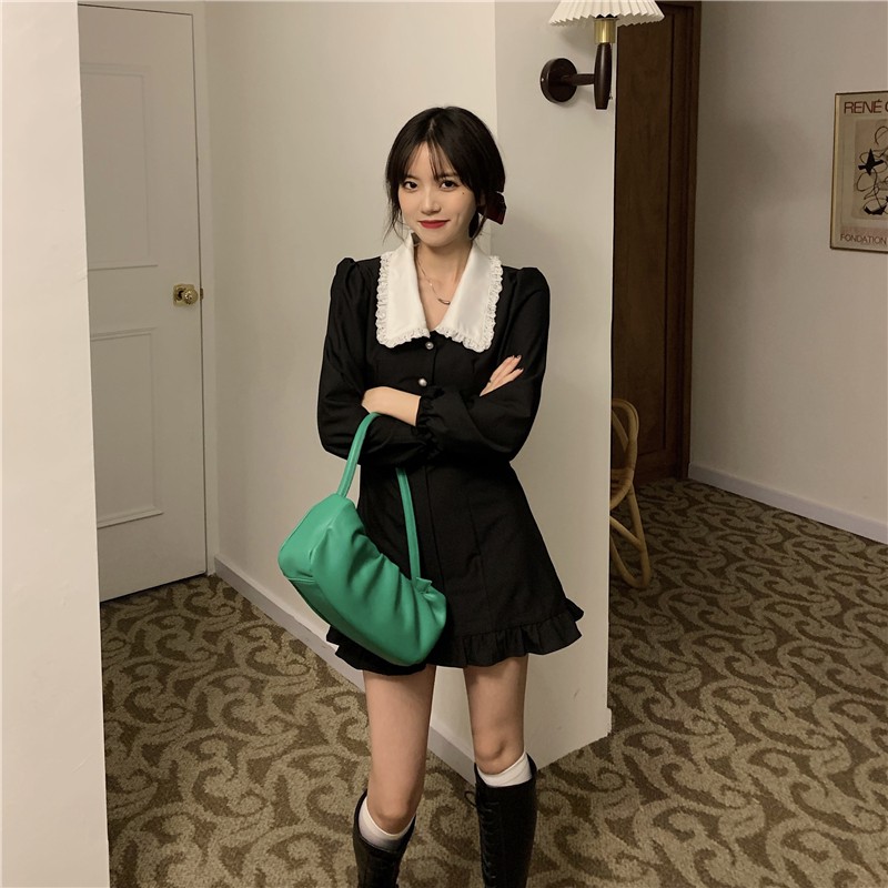 Váy đen cổ bẻ búp bê dáng ngắn xòe tay bồng nhẹ nhàng cá tính Inin Shop