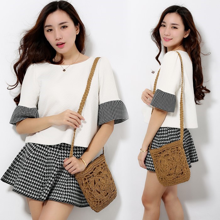 Túi xách bằng rơm vuông họa tiết hoa xinh xắn