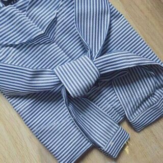 150k Tie tie top áo