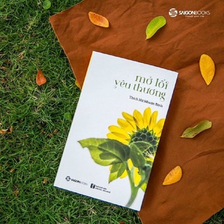 Sách - Mở lối yêu thương