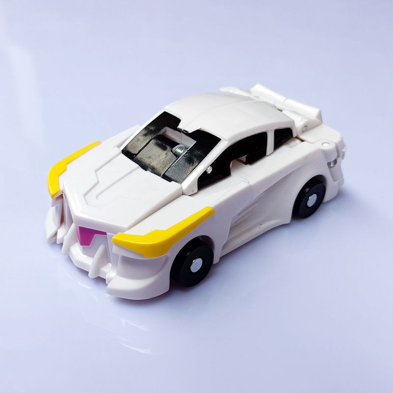 Ô tô đồ chơi biến hình con ngựa cho bé phát triển trí tuệ, đồ chơi ô tô cho bé biến hình con ngựa