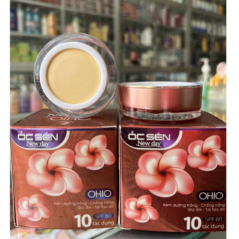 Kem Dưỡng Trắng - Chống Nắng - Giữ Ẩm - Tái Tạo Da 10 Tác Dụng OHIO Ốc Sên New Day (30g)