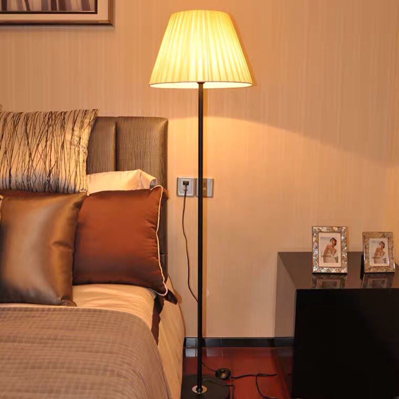Đèn cây đứng trang trí phòng khách, phòng ngủ 128 size to