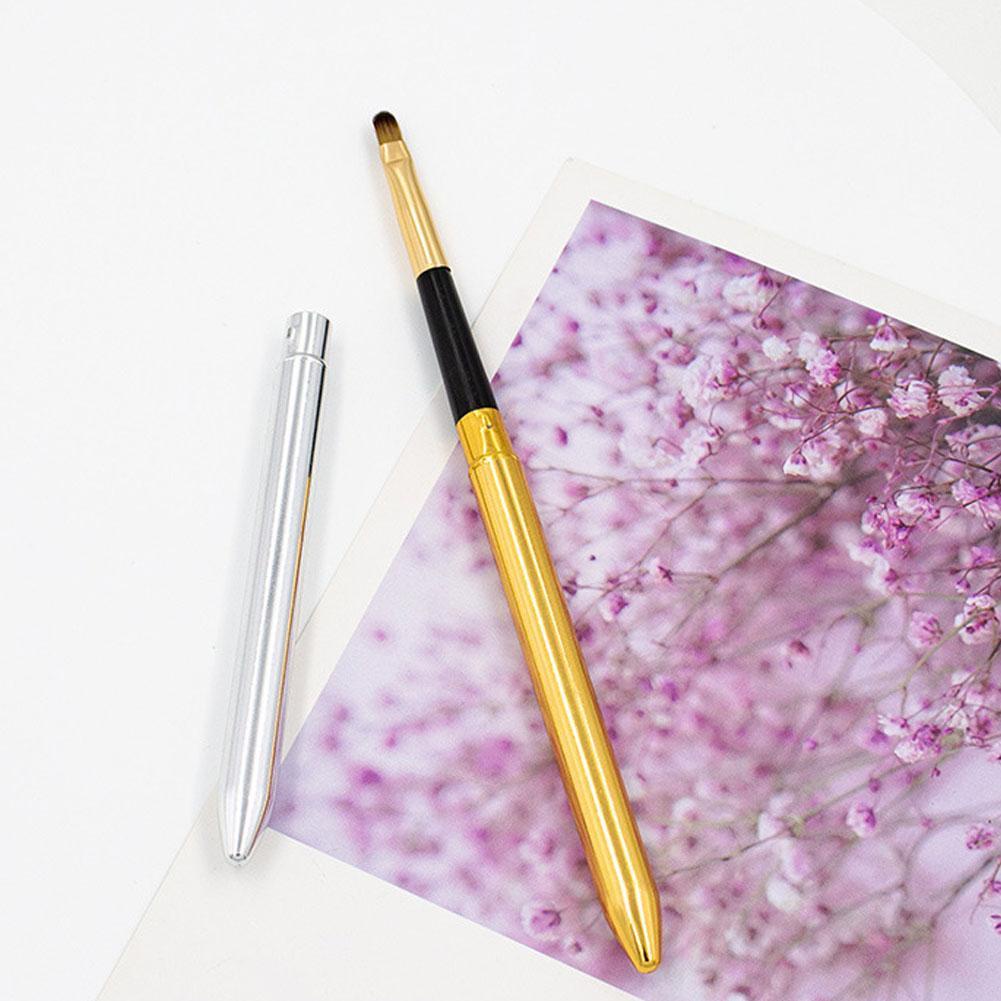 Cọ Trang Điểm Môi Đầu Nhọn Di Động K4B3