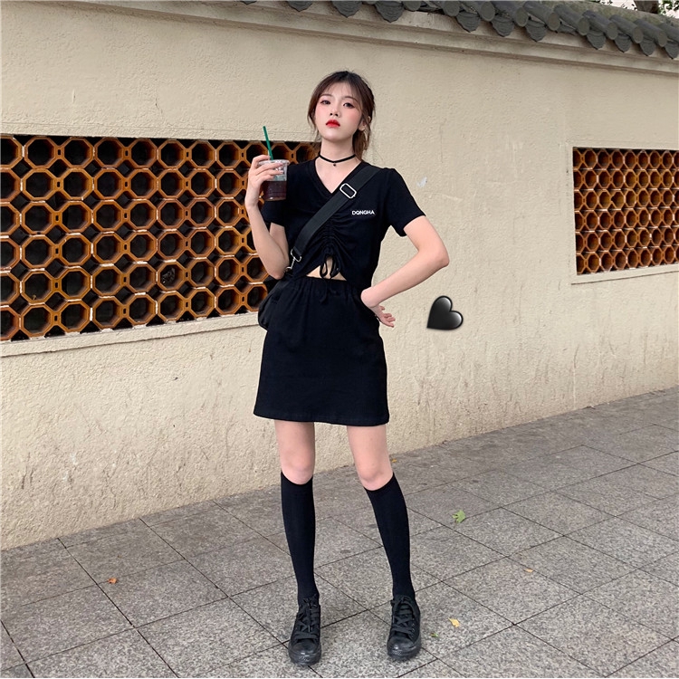 Bộ Áo Lụa Ngắn Tay + Chân Váy Lưng Cao Xinh Xắn Dành Cho Nữ | BigBuy360 - bigbuy360.vn