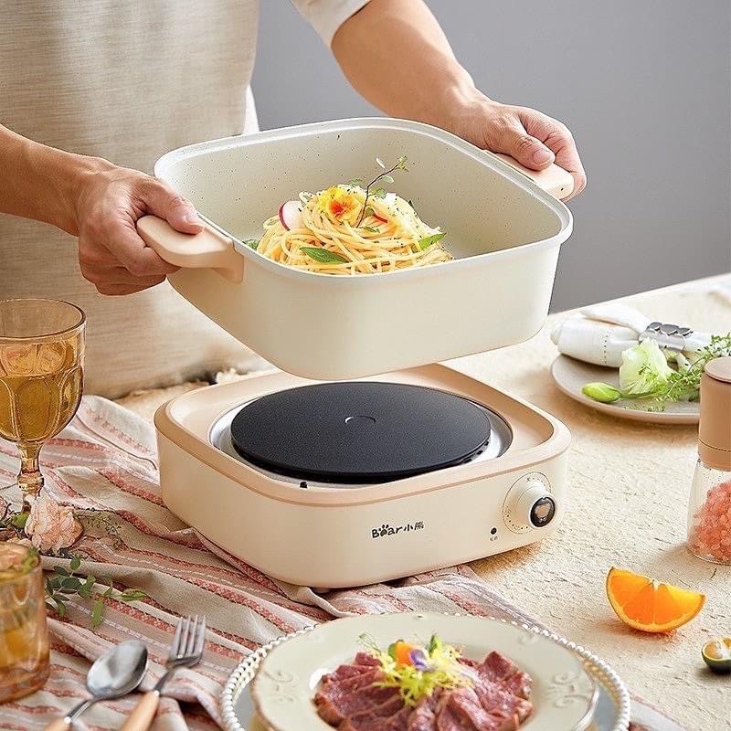 Nồi lẩu nướng điện tráng men chống dính 1500W BEAR DHG-C40M1 tháo rời 4L màu kem bảo hành 18 tháng