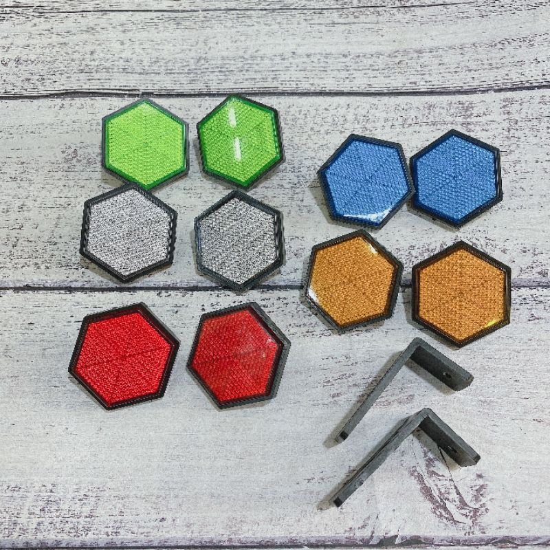 Mắt mèo phản quang hình lục giác kèm pát sau bảng số màu sắc đa dạng