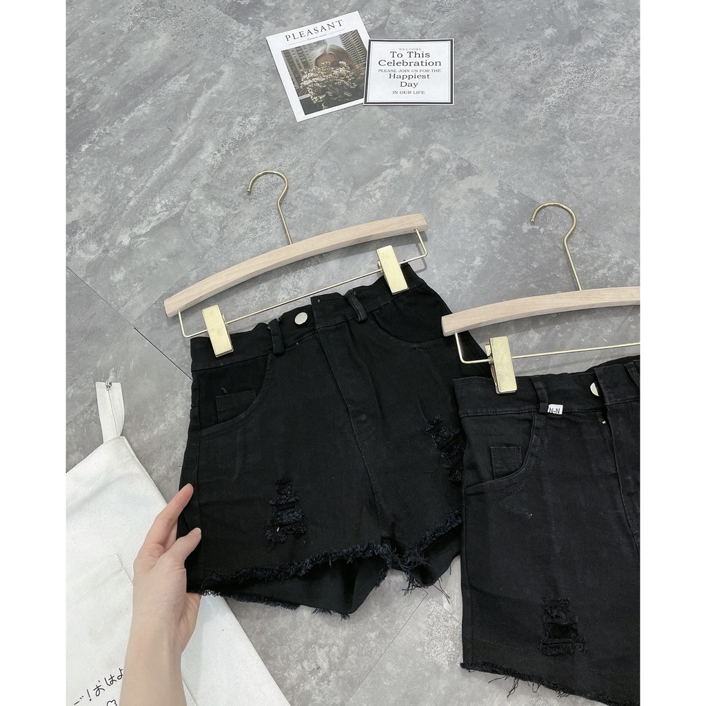 QUẦN ĐÙI SÓC BÒ KAKI ĐEN RÁCH CHẤT CO GIÃN