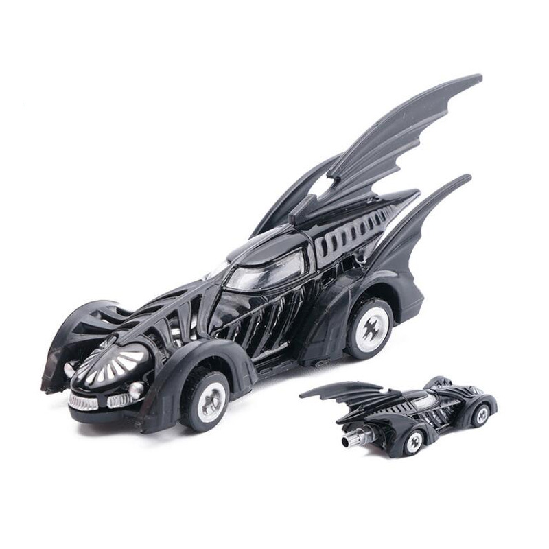 TOMICA Mô Hình Xe Batman Chân Thật