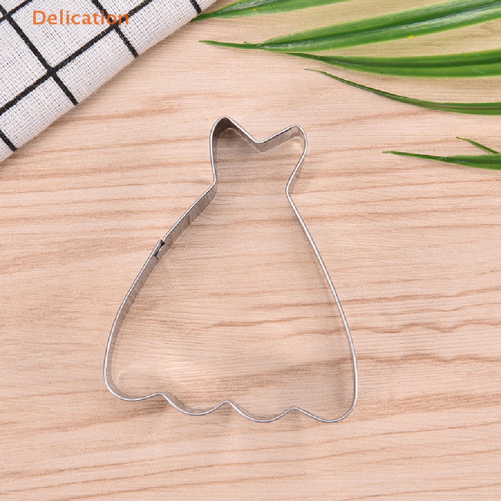 [Delication] Khuôn Cắt Bánh Quy Thạch Hình Váy Cưới Công Chúa Màu Bạc (Màu Sắc: Bạc)