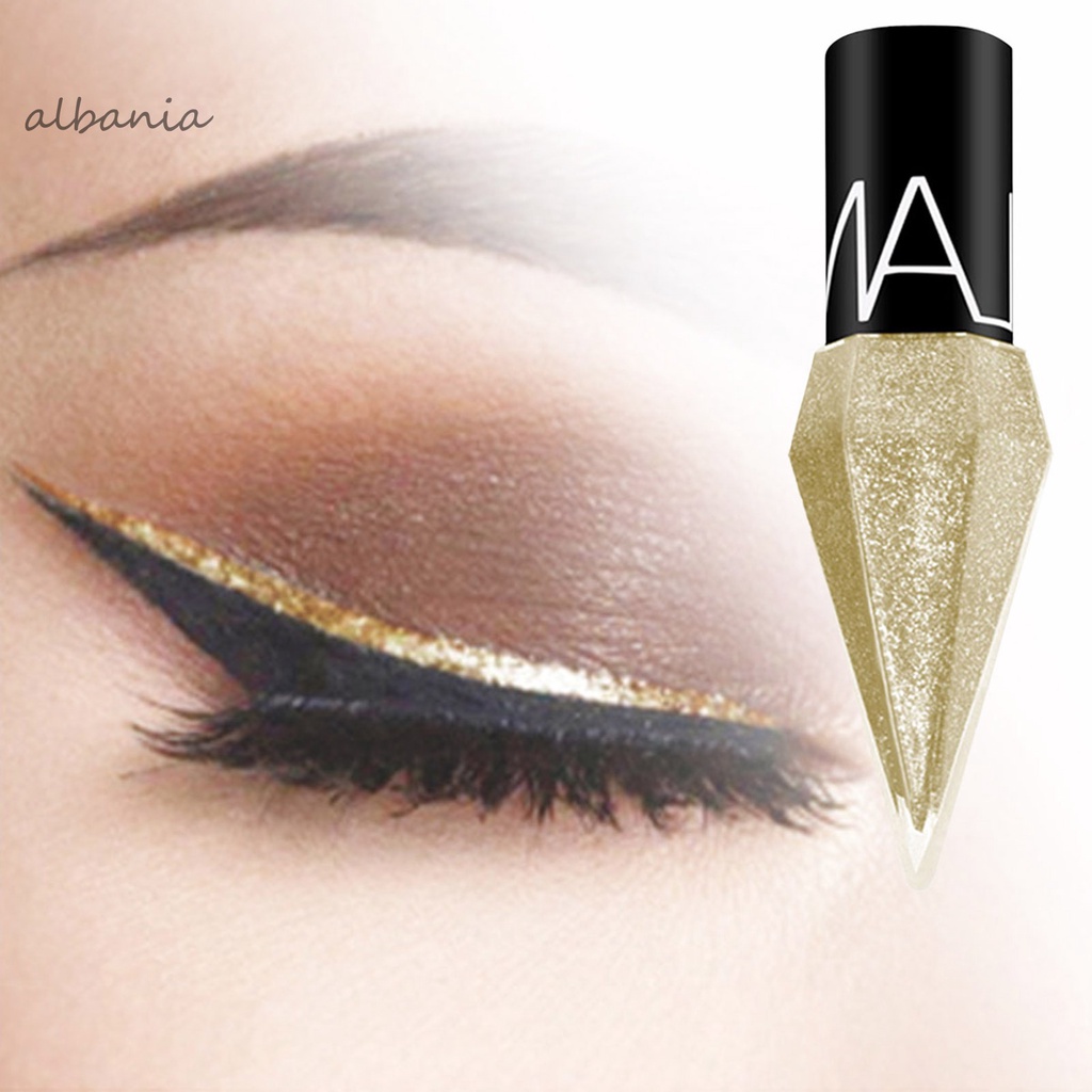 Bút kẻ mắt dạng lỏng không nhòe màu sắc long lanh tiện dụng | BigBuy360 - bigbuy360.vn